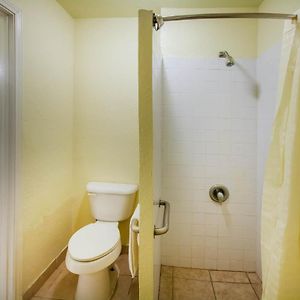 King Room Mobility accessible
